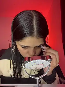 Snapshot of pretty_angela1 chatting on 11.11.25 pretty angela1 online show from 11.11.25