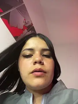 Snapshot of pretty_angela1 chatting on 11.21.25 pretty angela1 online show from 11.21.25