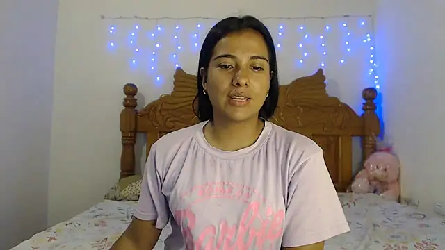 Coral0403 online show from 01.30.25