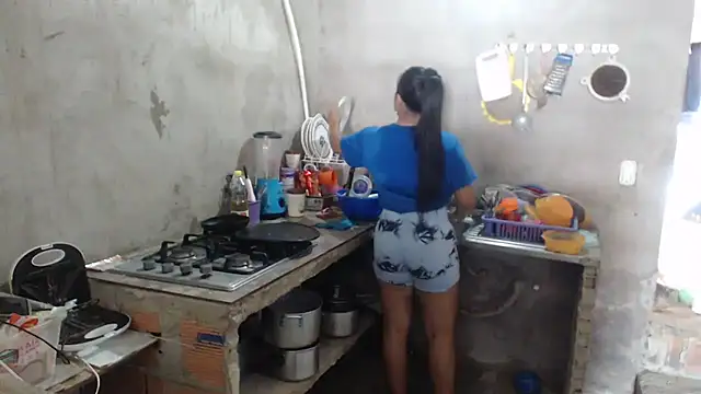 Coral0403 online show from 10.16.25