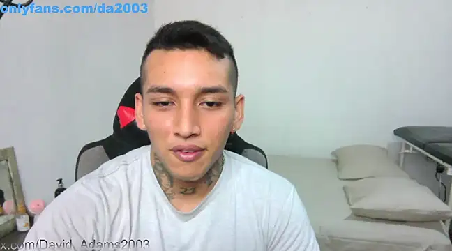 Snapshot of David_Adams2003 chatting on 02.10.25 David Adams2003 online show from 02.10.25