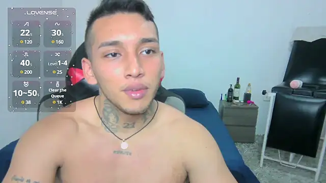 Snapshot of David_Adams2003 chatting on 02.25.25 David Adams2003 online show from 02.25.25