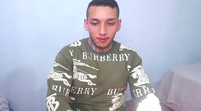 Snapshot of David_Adams2003 chatting on 03.07.25 David Adams2003 online show from 03.07.25