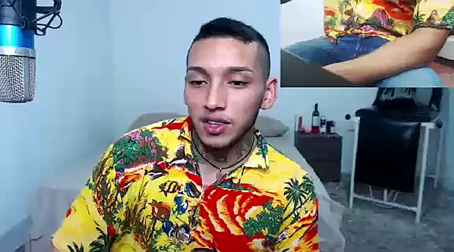 Snapshot of David_Adams2003 chatting on 03.15.25 David Adams2003 online show from 03.15.25