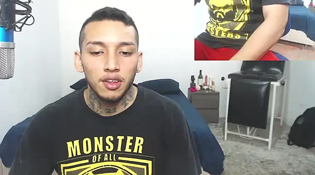 Snapshot of David_Adams2003 chatting on 03.17.25 David Adams2003 online show from 03.17.25