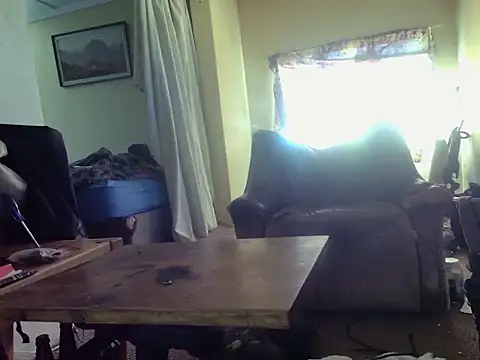 Snapshot of poesnuus999 chatting on 10.16.25 poesnuus999 online show from 10.16.25