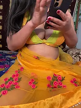 Snapshot of soumita chatting on 02.05.25 soumita online show from 02.05.25