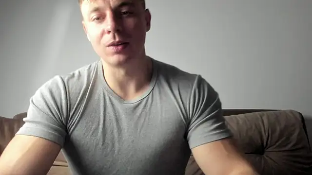 Snapshot of o_r_b_i_t chatting on 12.25.24 o r b i t online show from 12.25.24