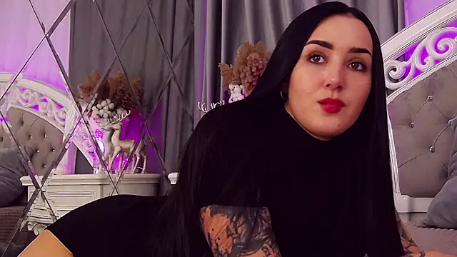 KimKhallifa online show from 03.13.25