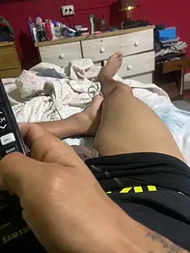 Aeroperreo online show from 12.19.25