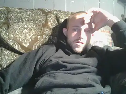 Snapshot of 618fuckupp chatting on 03.01.25 618fuckupp online show from 03.01.25