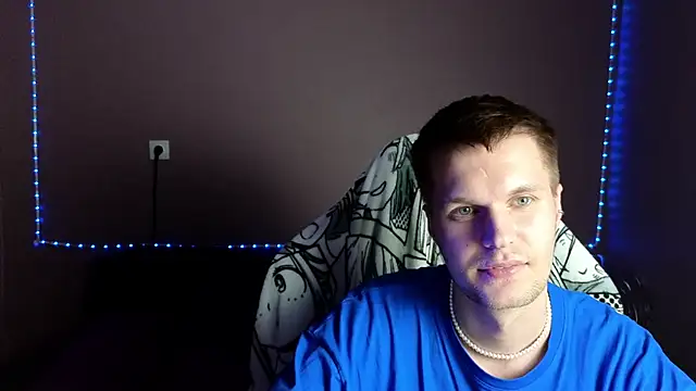 Leonnextdoor online show from 01.03.25