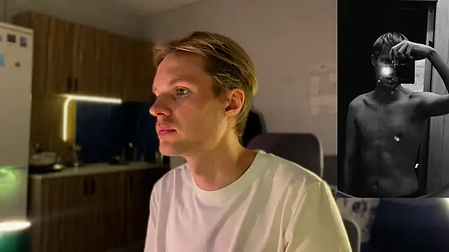 Leonnextdoor online show from 02.05.26