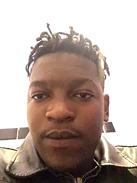 Redfucks333 online show from 11.21.25