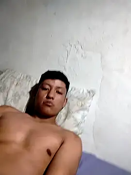 Snapshot of MartzJJ chatting on 09.11.25 MartzJJ online show from 09.11.25