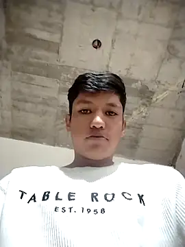 Snapshot of MartzJJ chatting on 10.02.25 MartzJJ online show from 10.02.25