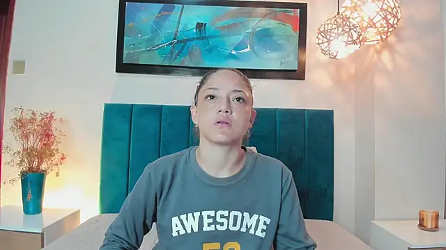 Snapshot of EloiseQuinn chatting on 11.07.25 EloiseQuinn online show from 11.07.25