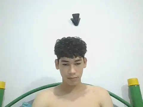 leo teen online show from 01.20.25