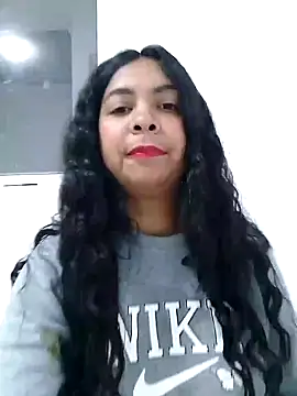 Snapshot of Brendabluee chatting on 01.07.25 Brendabluee online show from 01.07.25