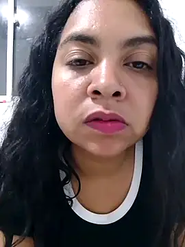 Snapshot of Brendabluee chatting on 02.07.25 Brendabluee online show from 02.07.25