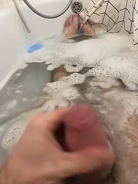 Snapshot of tomasek28 chatting on 01.14.25 tomasek28 online show from 01.14.25