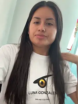 Snapshot of lunagonzales_lima_2007 chatting on 02.26.25 lunagonzales lima 2007 online show from 02.26.25