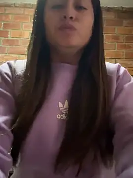 Snapshot of lunagonzales_lima_2007 chatting on 09.15.25 lunagonzales lima 2007 online show from 09.15.25