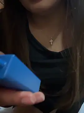 Snapshot of lunagonzales_lima_2007 chatting on 10.20.25 lunagonzales lima 2007 online show from 10.20.25