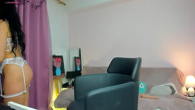 Snapshot of LexyBrianna chatting on 01.03.25 LexyBrianna online show from 01.03.25