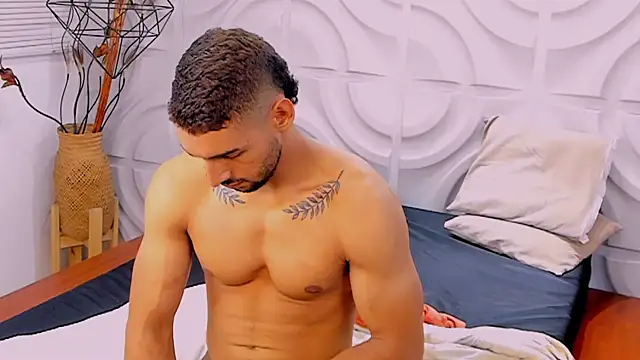 MarcoVitto online show from 01.11.25