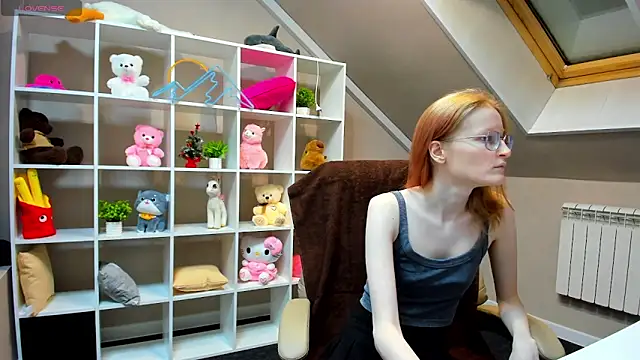 Snapshot of ElizabethHarpper chatting on 01.02.25 ElizabethHarpper online show from 01.02.25