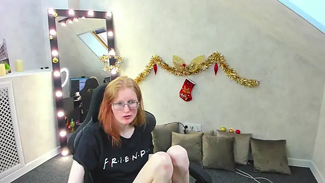 Snapshot of ElizabethHarpper chatting on 01.26.25 ElizabethHarpper online show from 01.26.25