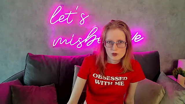 Snapshot of ElizabethHarpper chatting on 02.01.25 ElizabethHarpper online show from 02.01.25