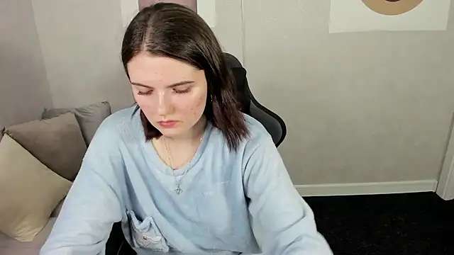 Snapshot of CharlotteMitchell chatting on 01.15.25 CharlotteMitchell online show from 01.15.25