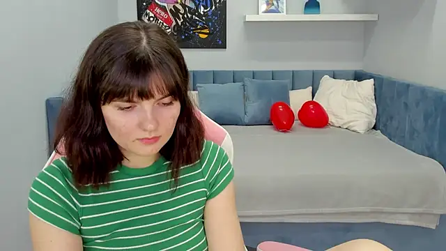 Snapshot of CharlotteMitchell chatting on 02.17.25 CharlotteMitchell online show from 02.17.25