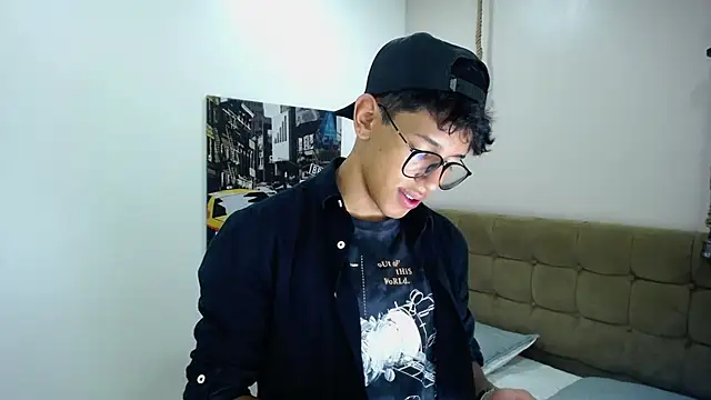 Snapshot of RyanPricee chatting on 01.17.25 RyanPricee online show from 01.17.25