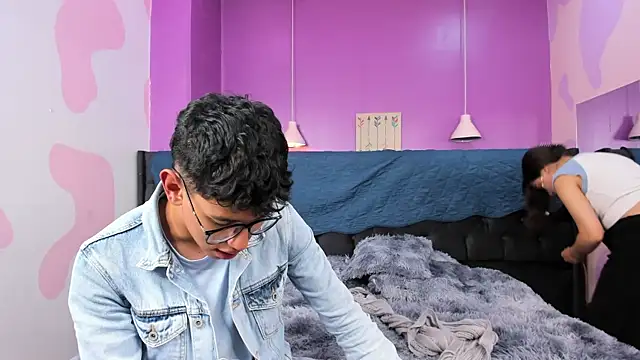 Snapshot of RyanPricee chatting on 03.23.25 RyanPricee online show from 03.23.25