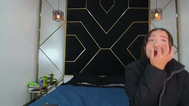 Snapshot of RyanPricee chatting on 10.09.25 RyanPricee online show from 10.09.25