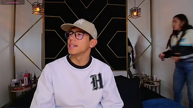 Snapshot of RyanPricee chatting on 10.23.25 RyanPricee online show from 10.23.25