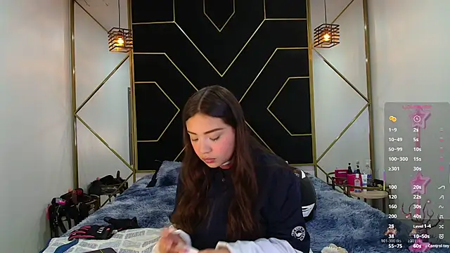 Snapshot of RyanPricee chatting on 11.11.25 RyanPricee online show from 11.11.25