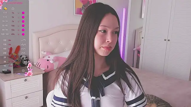 kittenrisha online show from 04.07.26