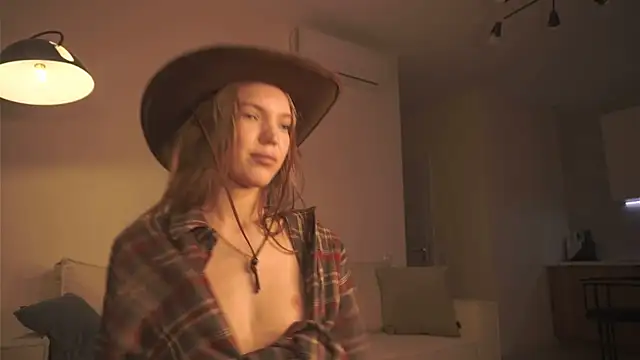 alittlestarrr online show from 01.07.25