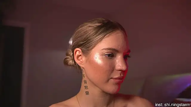 alittlestarrr online show from 03.04.25