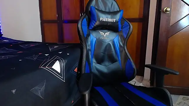 Snapshot of 1Tommy9 chatting on 01.14.25 1Tommy9 online show from 01.14.25