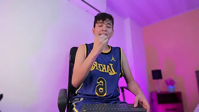 Brian-Ausslos online show from 12.30.24