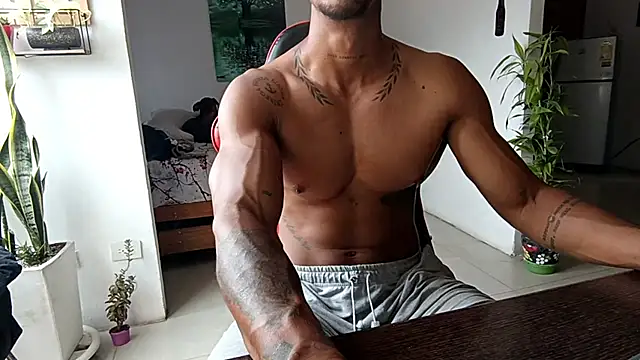 Adam Valenciia online show from 04.08.26