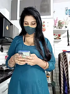 Best-Couple online show from 11.18.25