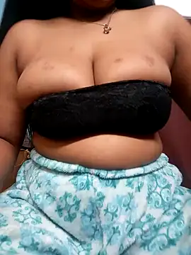 Hayna G online show from 02.02.25