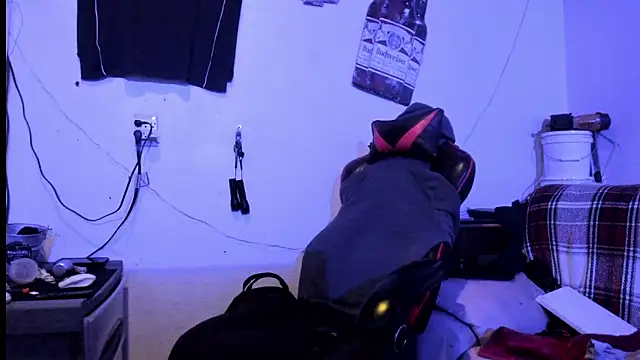 Snapshot of JamesMichael88 chatting on 02.27.25 JamesMichael88 online show from 02.27.25