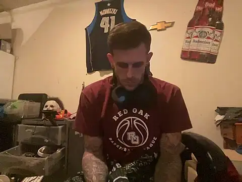 Snapshot of JamesMichael88 chatting on 03.05.25 JamesMichael88 online show from 03.05.25